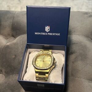 Montres Prestige Gold Watch